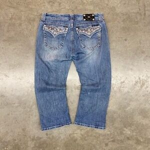 Miss Me jeans blue with rhinestones Y2K‎ Capris Women's Size 32